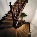 Apartment Louis Hirsch *