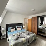 Louis Hirsch Apartment