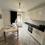 Louis Hirsch Apartment *