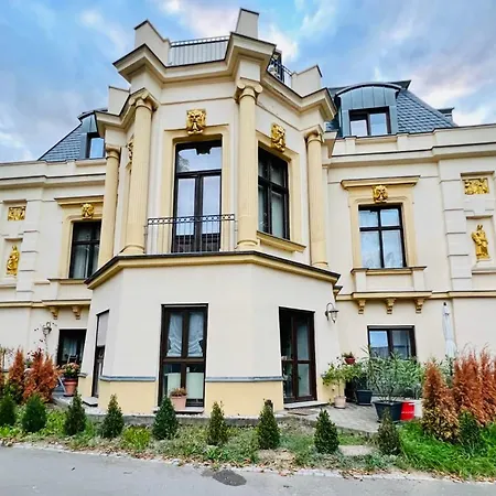 Louis Hirsch Apartmán