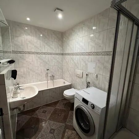 Louis Hirsch Apartmán
