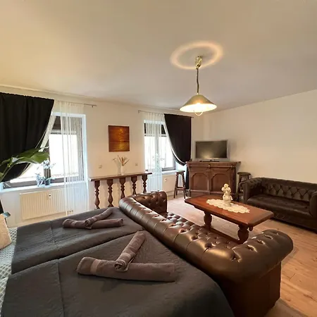 Louis Hirsch Apartmán *