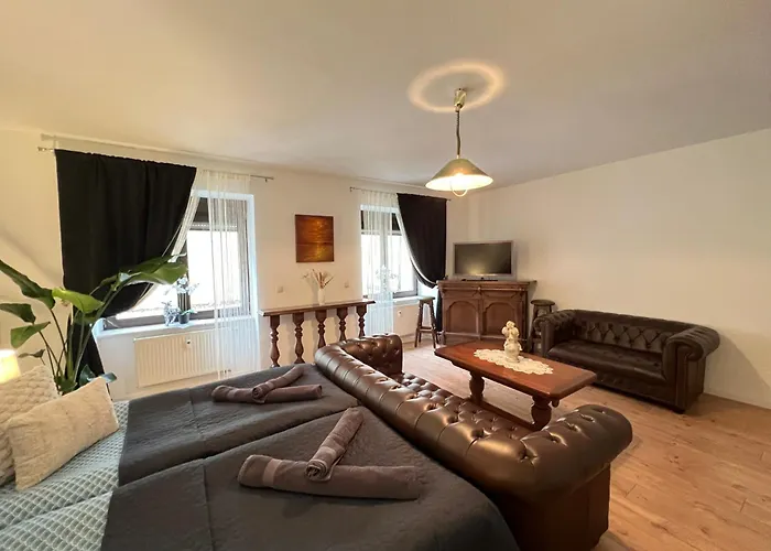 Louis Hirsch Apartman *